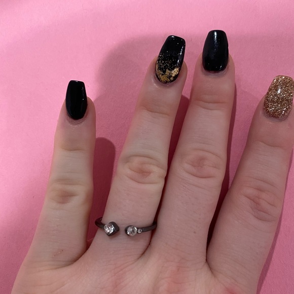 RINGS RINGS RINGS - Picture 14 of 15